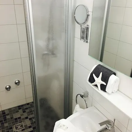 Residenz מלון 2*